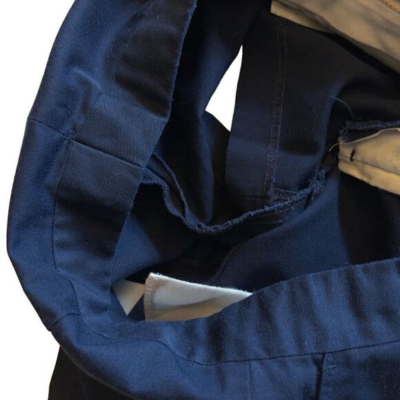 Adidas’s navel blue shorts - Picture 3 of 9